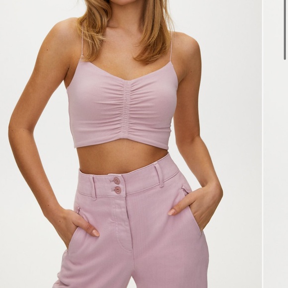 Aritzia Ruched Tank Top - Picture 4 of 4